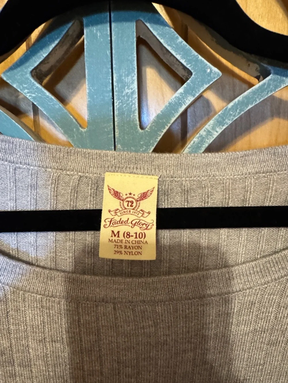 Faded Glory Light Gray Ribbed Scoop Neck Sweater - Picture 2 of 9